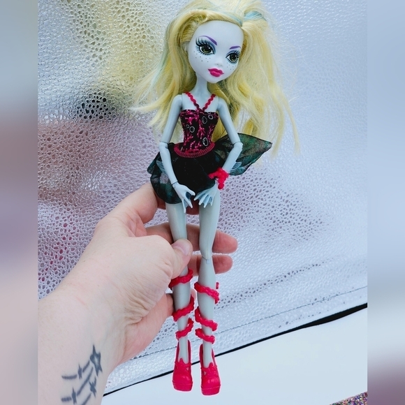 Monster High Lagoona Blue Dance Class Doll - Picture 3 of 8